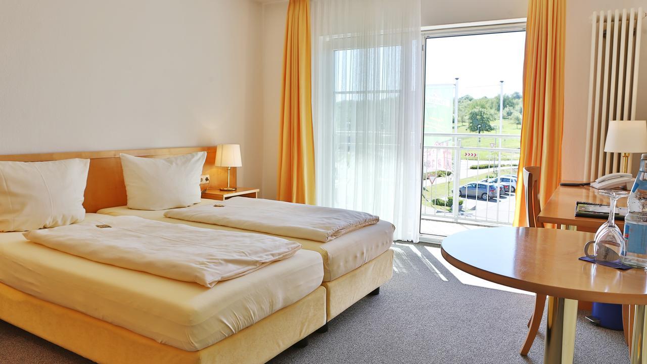 Hotel Alznauer Hof Гомаринген Экстерьер фото